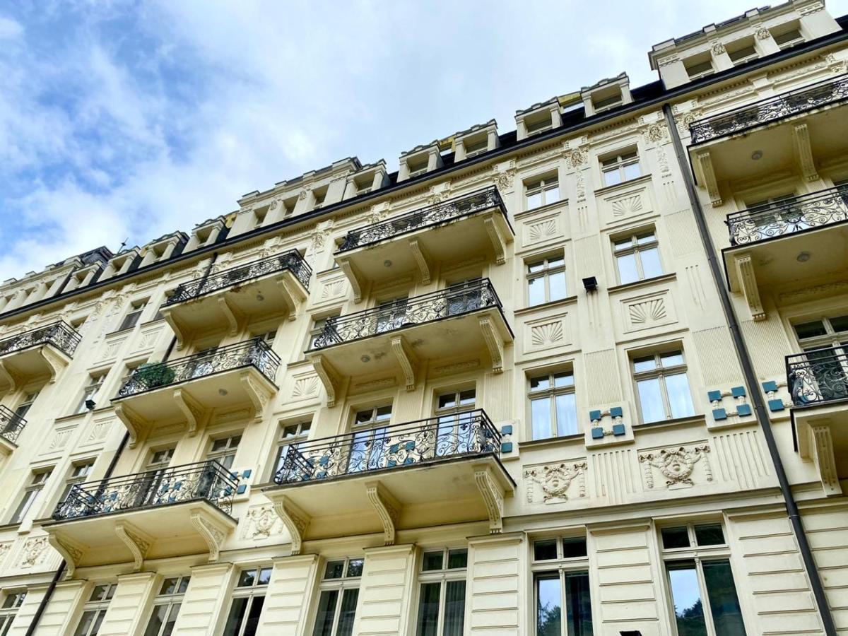 Apartma Marie 1880 Karlovy Vary Kültér fotó